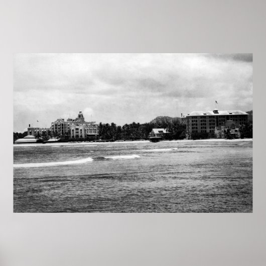 Honolulu, HA - Uitzicht van Moana & Royal Hawaiian Poster (Voorkant)