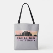 Honolulu Skyline Latitude en Lengtegraad Tote Bag (Achterkant)