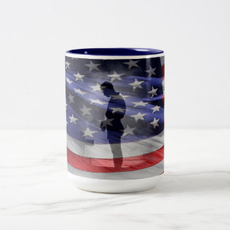 Honor all (fallen) Heroes of the USA Tweekleurige Koffiemok