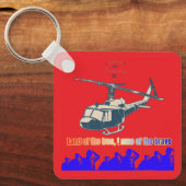 Honor in every thread light bright red sleutelhanger (Voorkant)