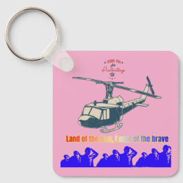 Honor in every thread light pink sleutelhanger