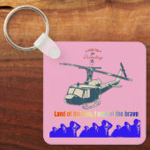 Honor in every thread light pink sleutelhanger (Voorkant)