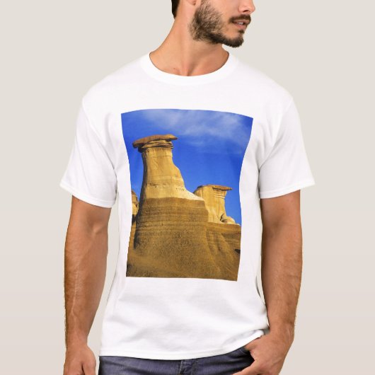 Hoodoos bij Drumheller Alberta, Canada 2 T-shirt (Voorkant)