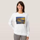 Hoodoos bij Drumheller, Alberta, Canada T-shirt (Voorkant volledig)