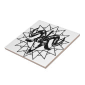 Hoofd met Chaos Star (zwart) Tegeltje (Zijkant)