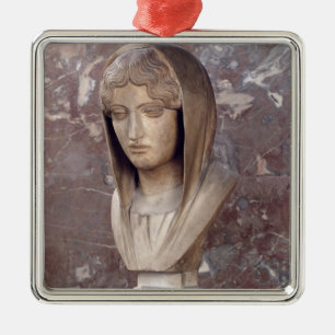 Hoofd van de vrouw bekend als Aspasia of Miletos Metalen Ornament