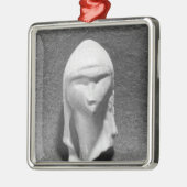 Hoofd van een vrouw bekend als Venus of Brassempou Metalen Ornament (Links)