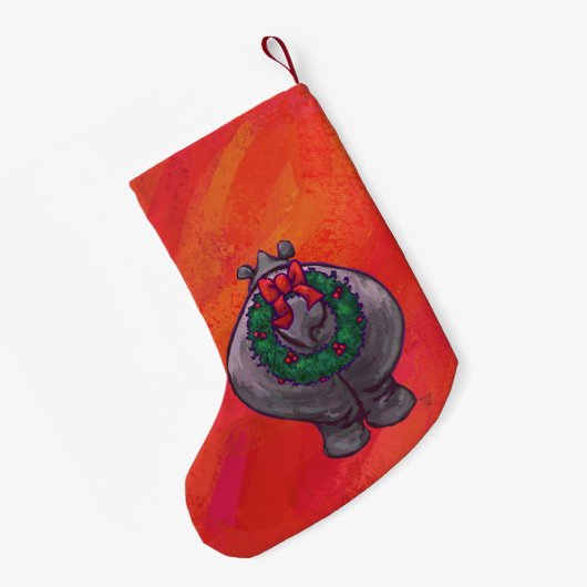 Hoofden en spijkers Festive Hippo op rood Kleine Kerstsok (Achterkant (Hangend))