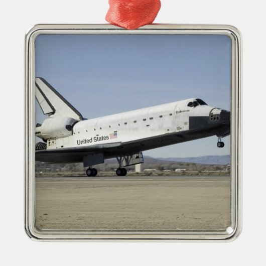 Hoofdlandingsgestel van de Space Shuttle Endeavor Metalen Ornament (Voorkant)