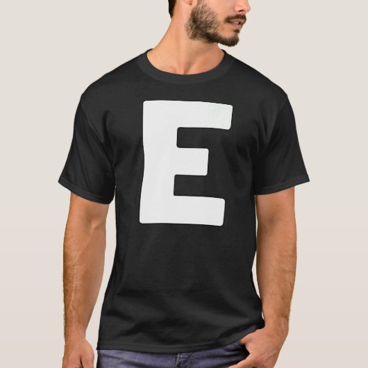 Hoofdletter E Matching Group Letters Alphabet C T-shirt (Voorkant)