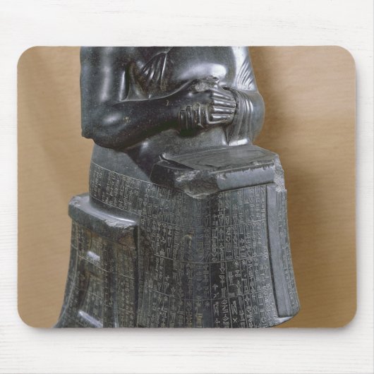 Hoofdloos standbeeld van prins Gudea als Muismat (Voorkant)