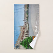 Hoofdplein in de oude binnenstad van Krakau, Polen Handdoek (Handdoek)