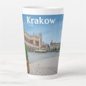 Hoofdplein in de oude binnenstad van Krakau, Polen Latte Mok (Voorkant)