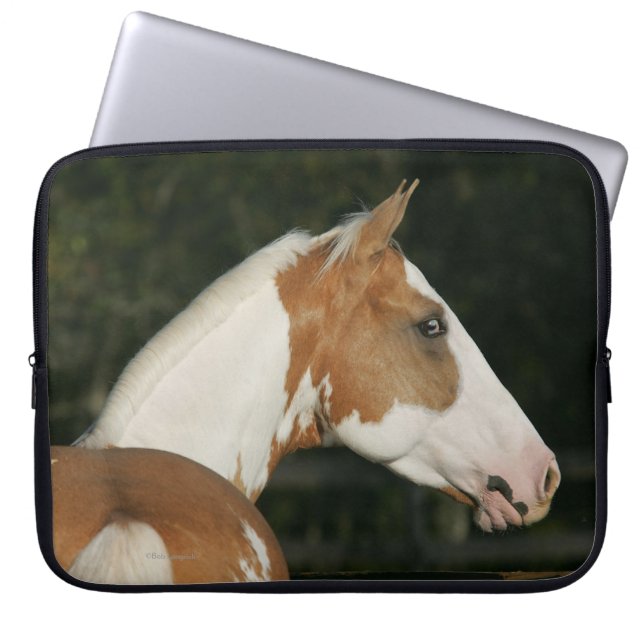 Hoofdschot 2 van het schilderpaard laptop sleeve (Voorkant)