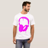 Hoofdtelefoon, roze t-shirt (Voorkant volledig)