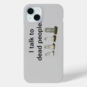 Hoofdtelefoonhoes - Ik praat met dode mensen iPhone 15 Mini Hoesje