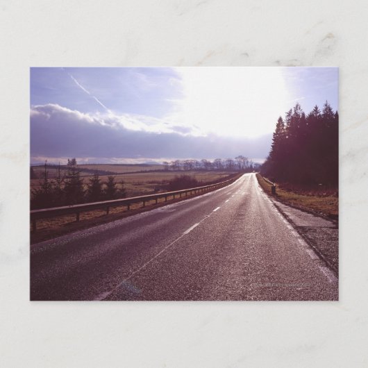 Hoofdweg met lage winterzon. briefkaart (Voorkant)