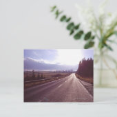 Hoofdweg met lage winterzon. briefkaart (Staand voorkant)