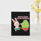 Hoog op Pasen Laag op Chocolade Grappig Pasen Kaart (Gele Bloem)