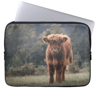 Hoogland koe kalf herfstgrasveld laptop sleeve