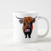 Hoogland koe met bewerkbare naam grote koffiekop (Rechts)