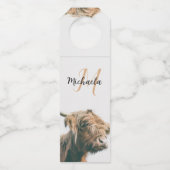 Hoogland koe portret eigen naam initiaal monogram flessenhanger (Voorkant)