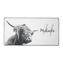 Hoogland koe portret initiaal monogram zwart wit