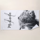 Hoogland koe portret initiaal monogram zwart wit strandlaken (Voorkant)