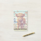 Hooglandrund met vlinders en lentebloemen post-it® notes (Op bureau)