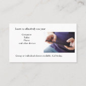 Hoogste man hanteert laptoptoetsenbord visitekaartje (Achterkant)