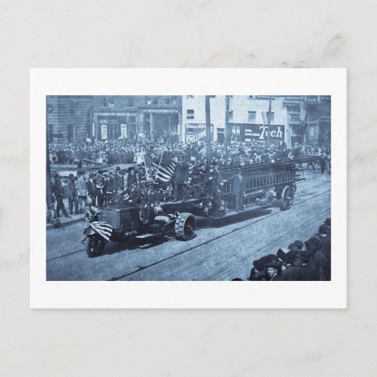 Hook en Ladder over de parade - Vinatge Briefkaart (Voorkant)