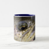 Hookt op vliegen - BRFFF-koffie-Mok Tweekleurige Koffiemok (Center)