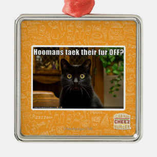 Hoomans maken daar bont af? metalen ornament