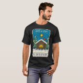Hoop & Licht Ster van Bethlehem Kerststal Scene T-shirt (Voorkant volledig)