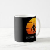 Hoop Life Basketball T-Shirt Koffiemok (Voorkant rechts)