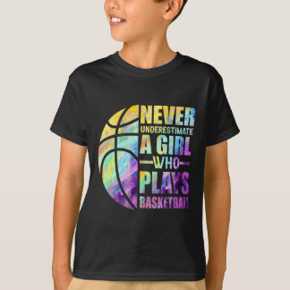 Hoops Girls onderschatten nooit een meisje dat spe T-shirt