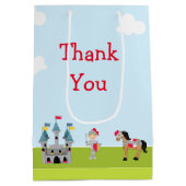 Hoor Ye Blonde Cute Knight Birthday Party Medium Cadeauzakje (Achterkant)