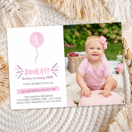 Hooray | Foto van Birthday Party Invitation | Roze Kaart