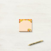 Hoorn des Overvloeds, Herfstbladeren op Beige Post-it® Notes (Op bureau)