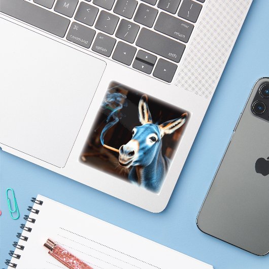 HOOTING DONKEY STICKER (Laptop met iPhone)
