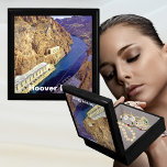 Hoover Dam in Arizona Cadeaudoosje<br><div class="desc">Arizona reizen attracties foto product. Dit ziet er goed uit op elk product en maakt een geweldige reisherinnering. ⭐PERSONALISEER deze sjabloon met uw kunstwerk. ⭐Bewerk het verder om meer wijzigingen aan te brengen. ⭐BRENG dit ontwerp over op elk product. Bezoek al mijn winkels op bit.ly/SandyspiderStores (knippen en plakken).</div>