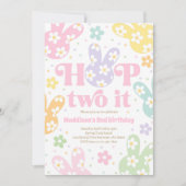 Hop Two It Bunny 2e Verjaardag Pastel Daisy Floral Kaart (Voorkant)