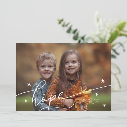 Hope Script Christmas Photo Holiday Kaart (Staand voorkant)