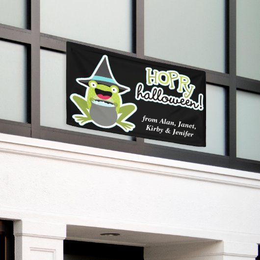 Hoppy Halloween Frog Personalized Spandoek (Buitenkant Gebouw)