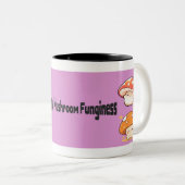 Hoppy Mushroom Funginess Tweekleurige Koffiemok (Voorkant rechts)