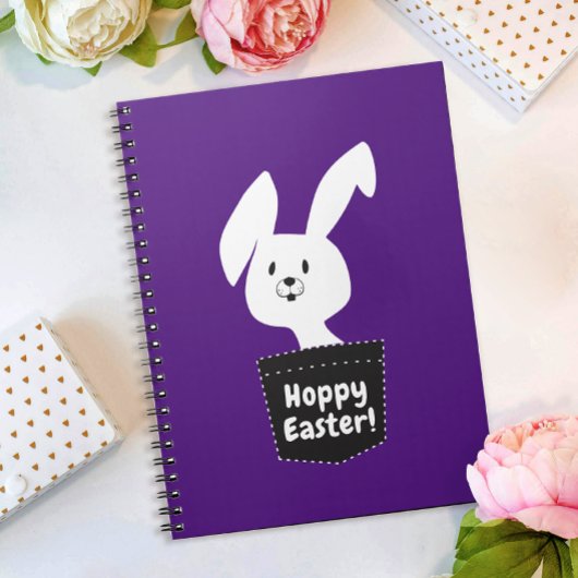 Hoppy paaswijn met witte vlek op Paars Notitieboek