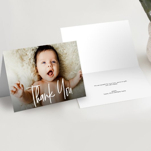 Horizontale Baby Foto Modern Handlettering script Bedankkaart