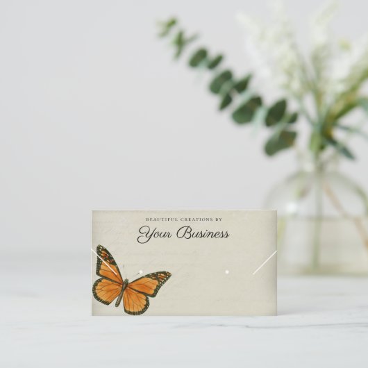 Horizontale juwelenvertoning met legante vlinder visitekaartje (Staand voorkant)