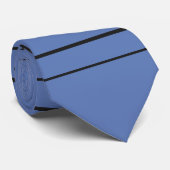 Horizontale lijnen, zwarte strepen op blauw stropdas (Opgerold)