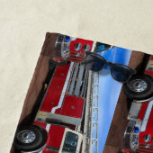 Horizontale Red Fire Truck Strandlaken (In situ)